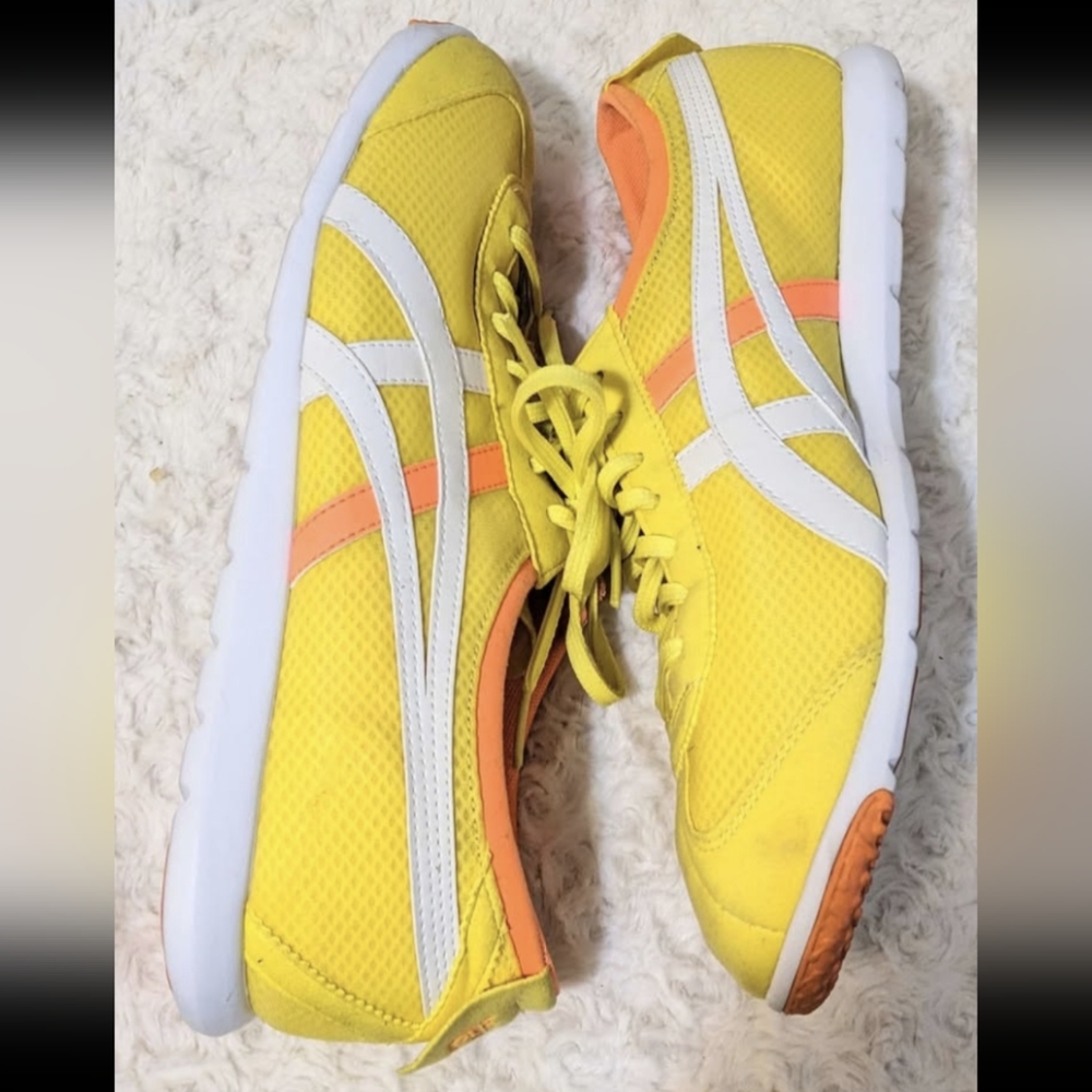Onitsuka Tiger Rio Runner Lace-Up Sneaker Bright Yellow Orange